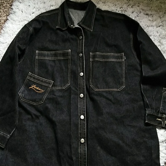 Jean jacket - Picture 2 of 3